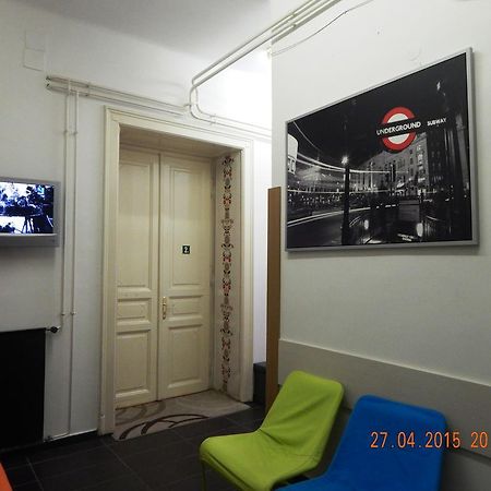 Violet Hostel Budapest Eksteriør billede