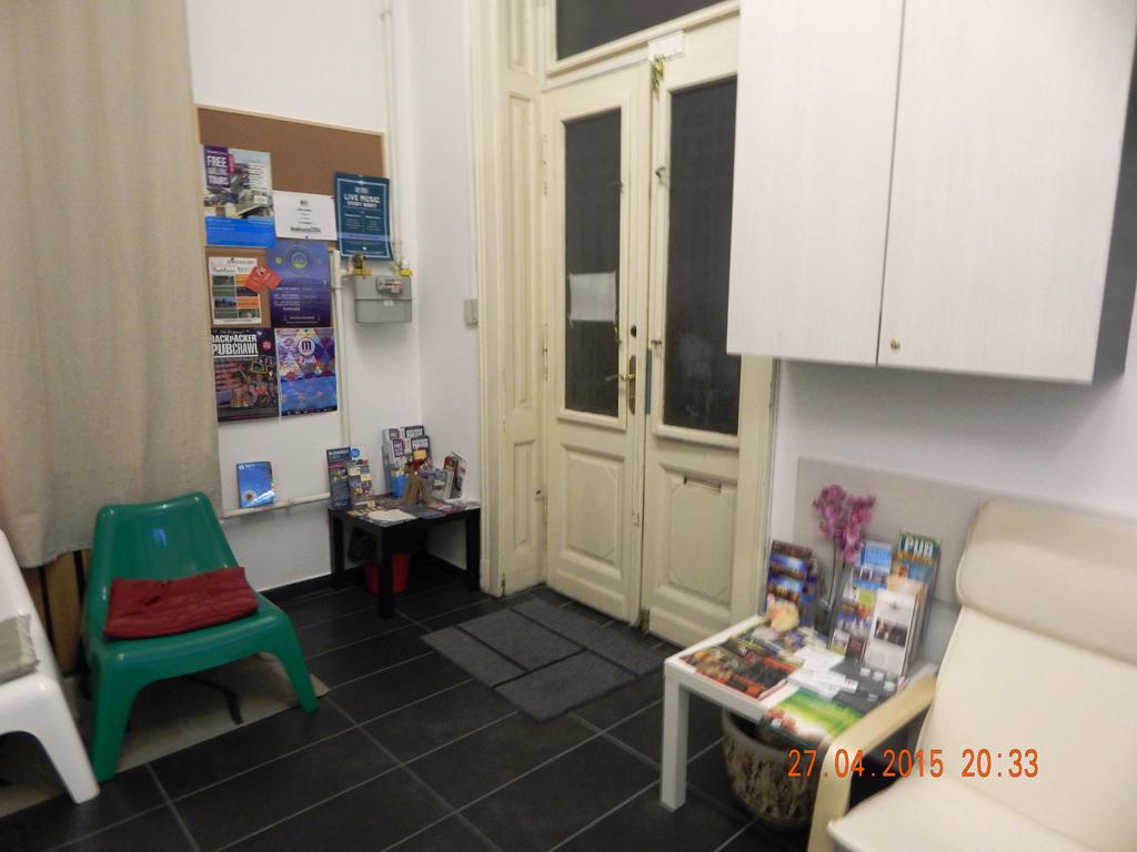 Violet Hostel Budapest Eksteriør billede